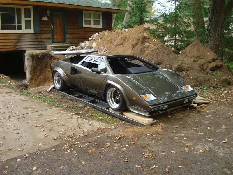 Illustration for article titled Countach Guy Needs Help: Basement-Built Lamborghini Fans Lead To Huge Web Hosting Bill